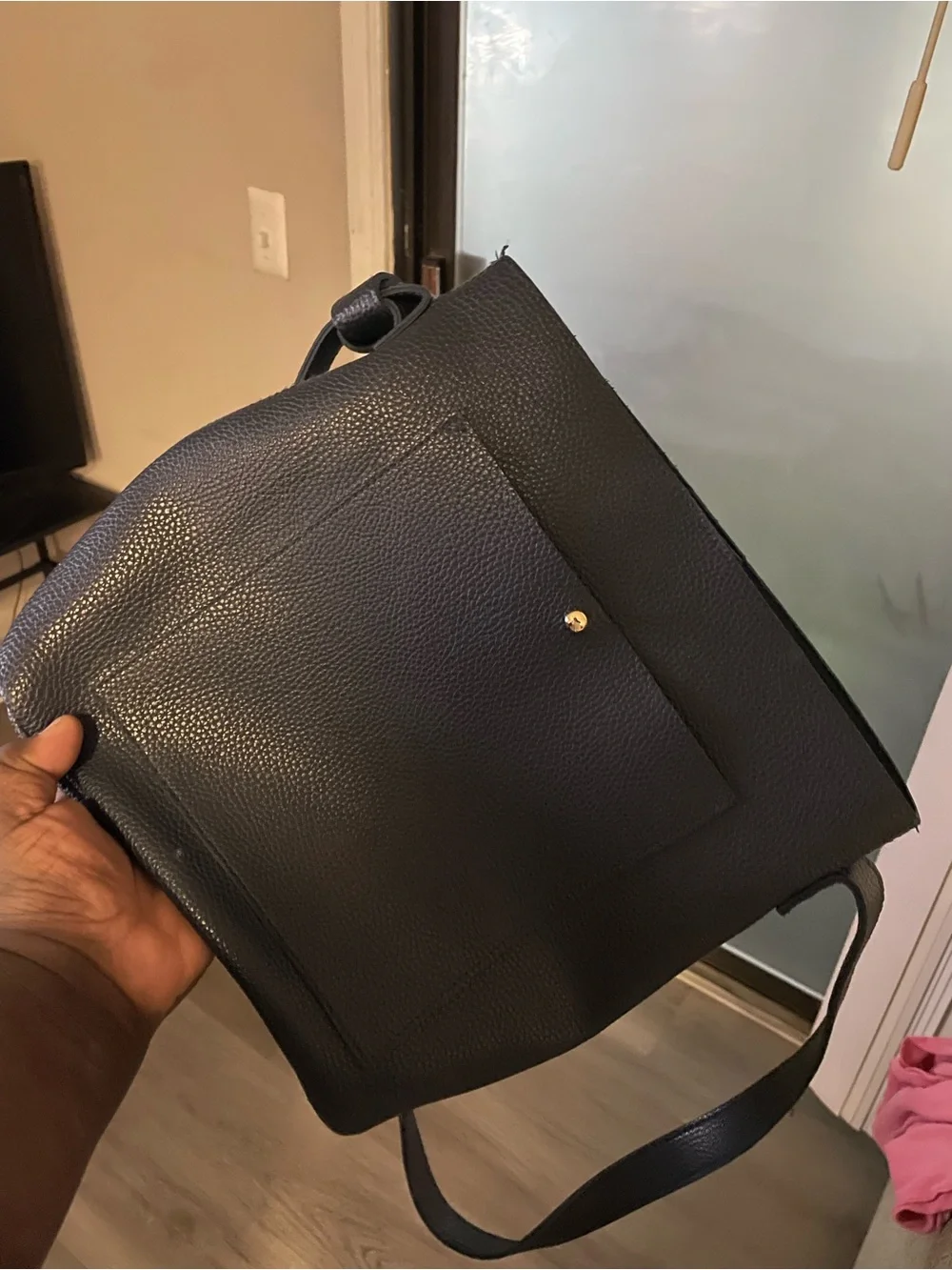 Classic Men's Pebbled Leather Crossbody Bag - Black